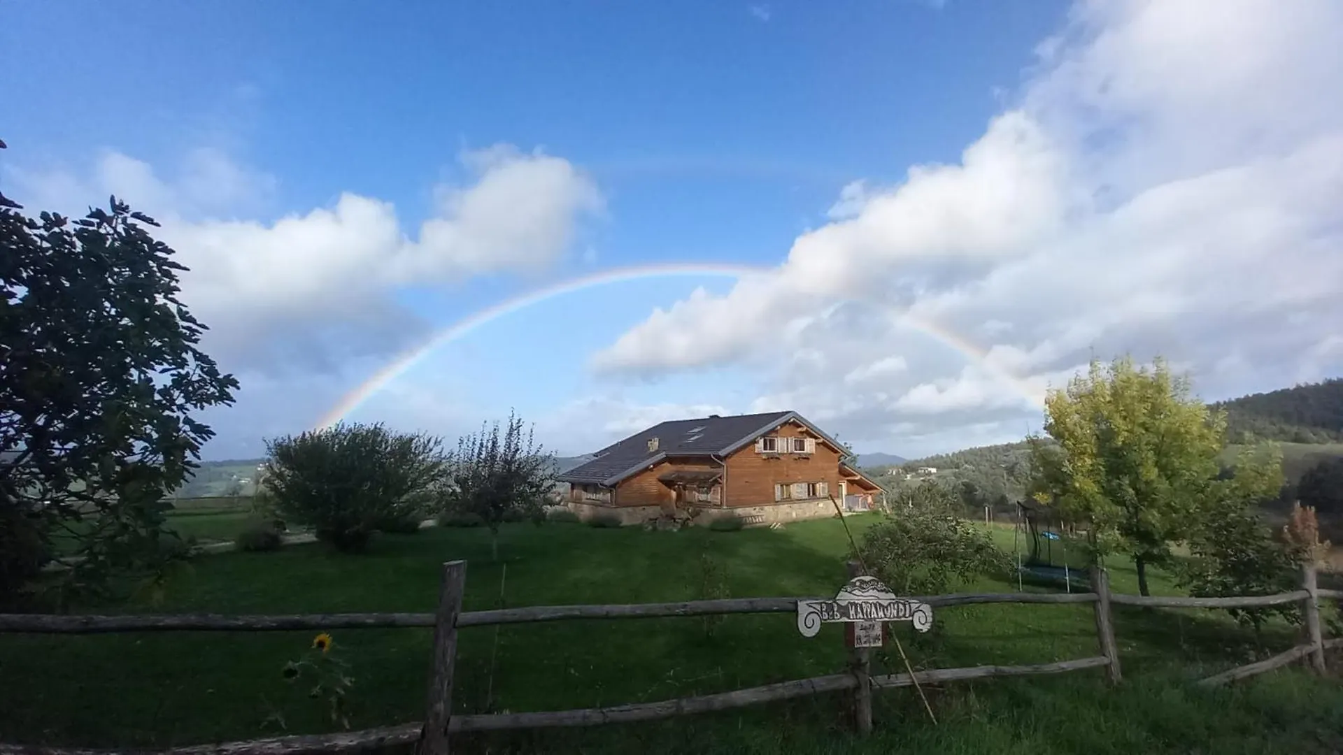 B&B Mappamundi San Benedetto Val di Sambro Bed & Breakfast